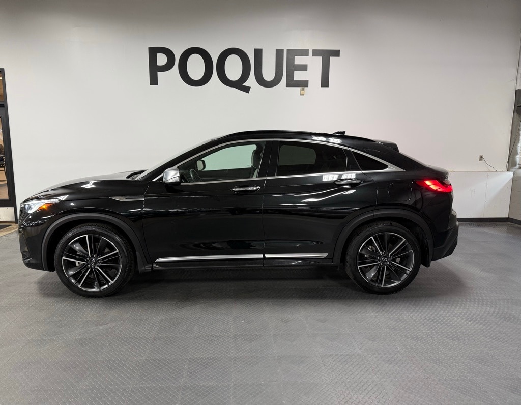 2022 INFINITI QX55 Essential's photo
