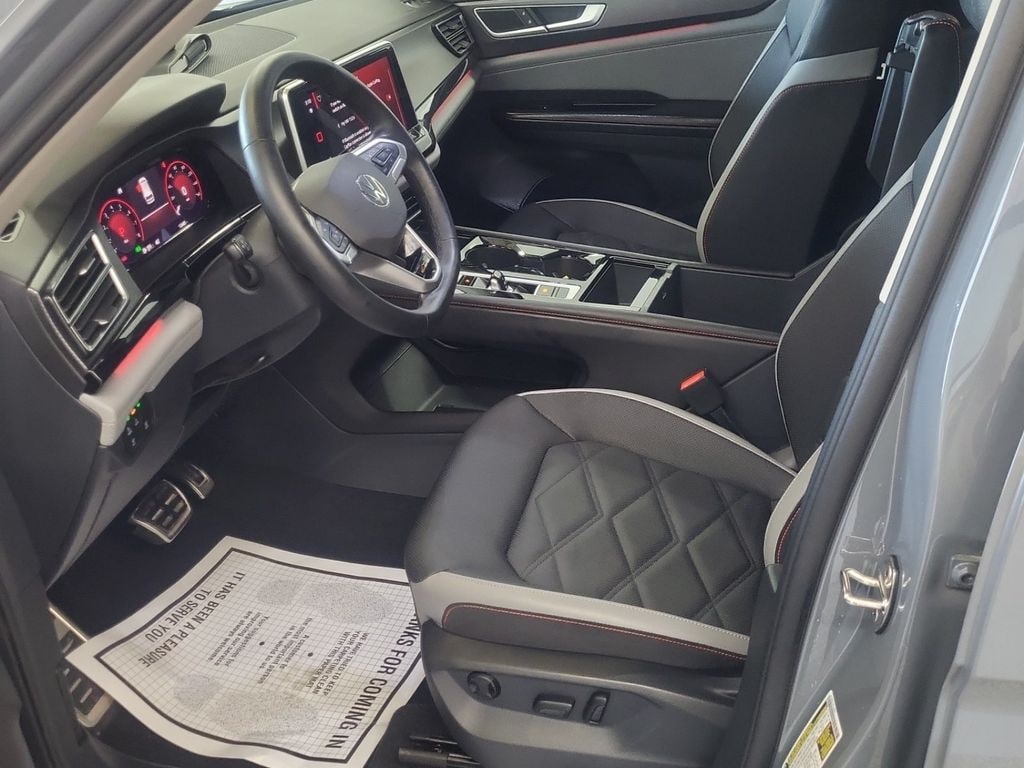Used 2025 Volkswagen Atlas 2.0T Peak Edition SUV