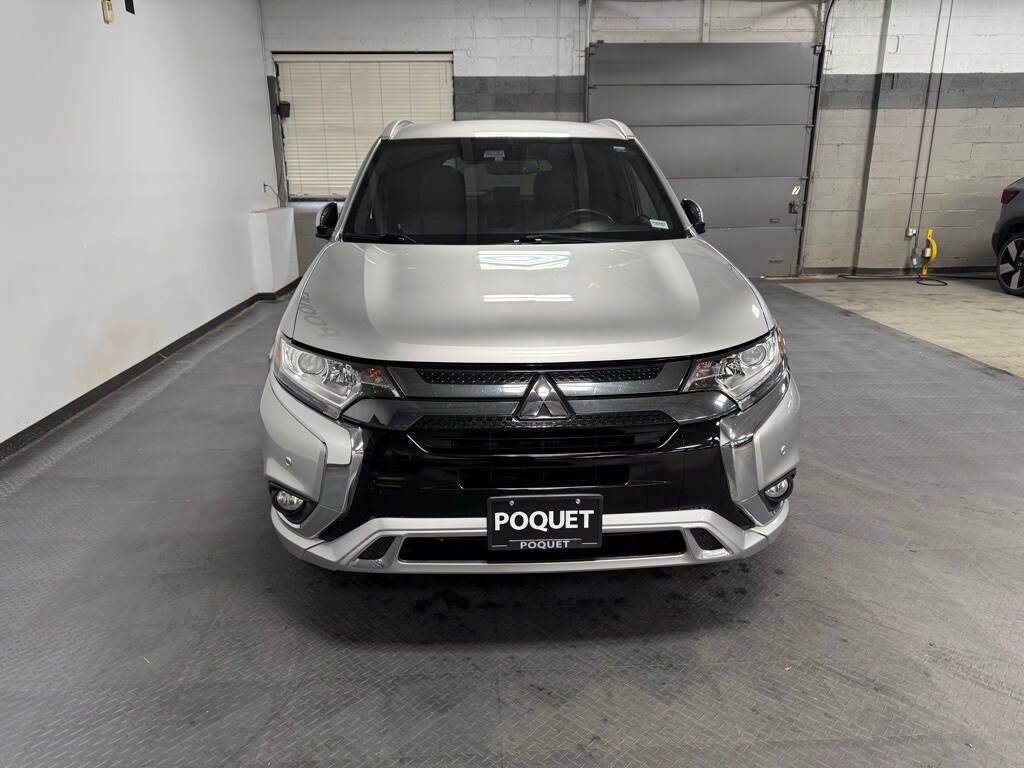 2022 Mitsubishi Outlander PHEV SEL photo 3