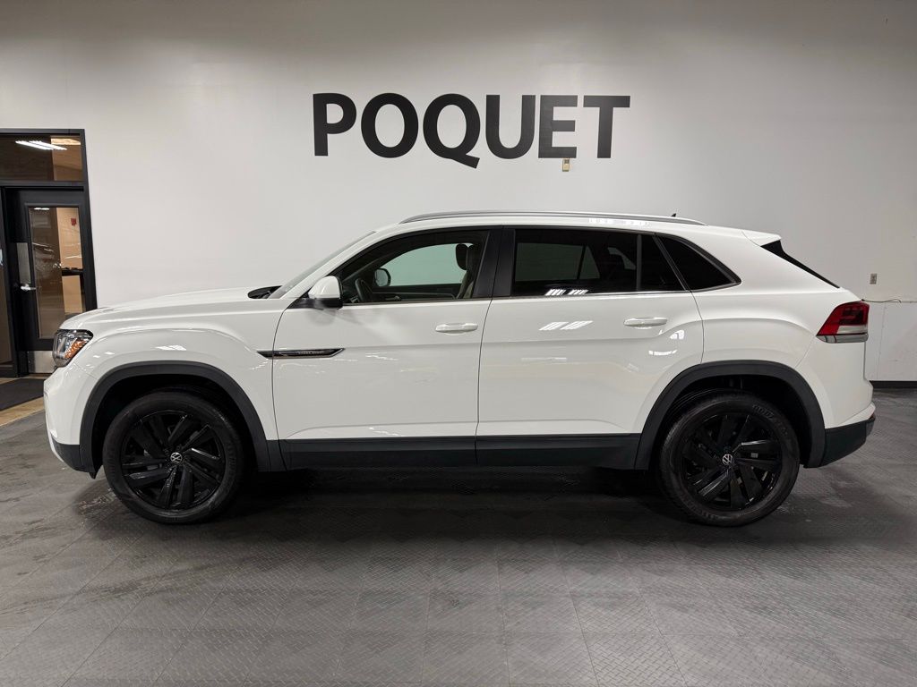 2022 Volkswagen Atlas Cross Sport SE w/Tech