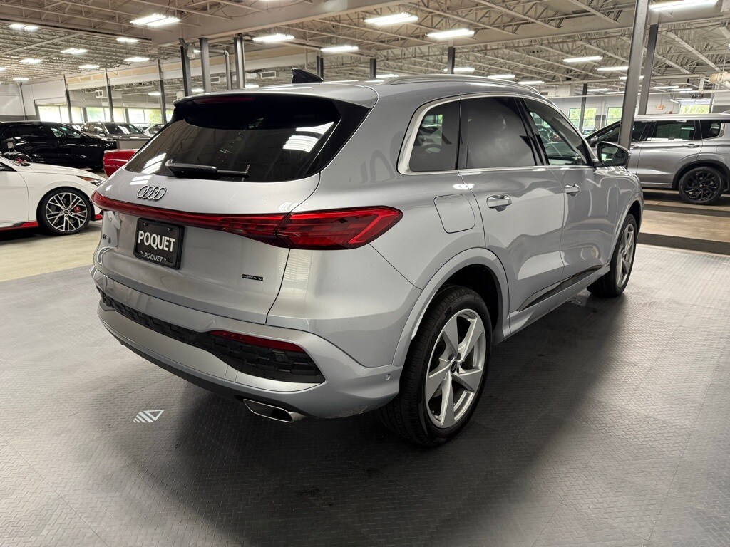 2025 Audi Q5 2.0T Premium Plus photo 2