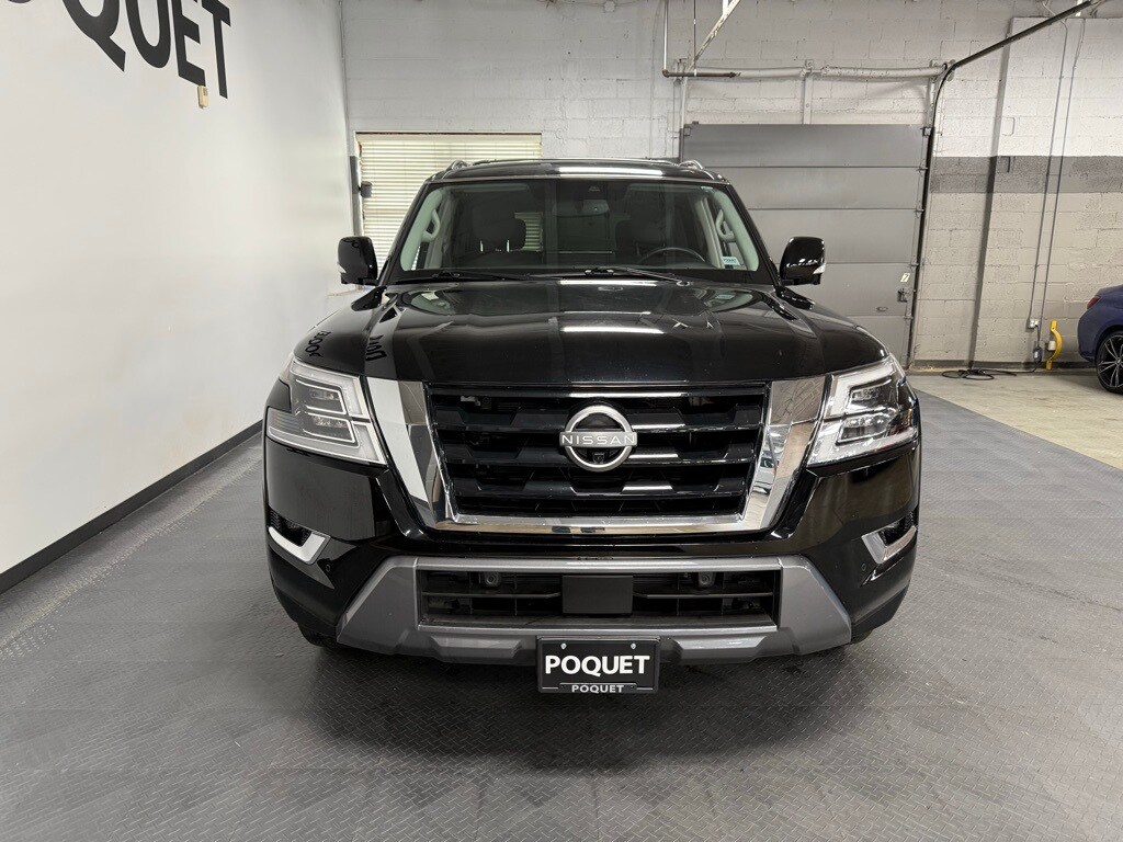 2023 Nissan Armada SL photo 3