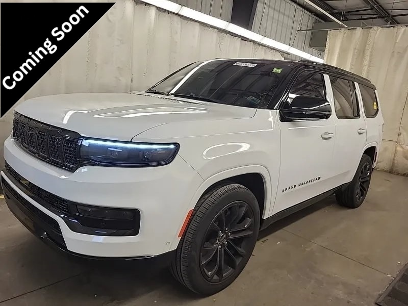 2023 Jeep Grand Wagoneer Series III's photo