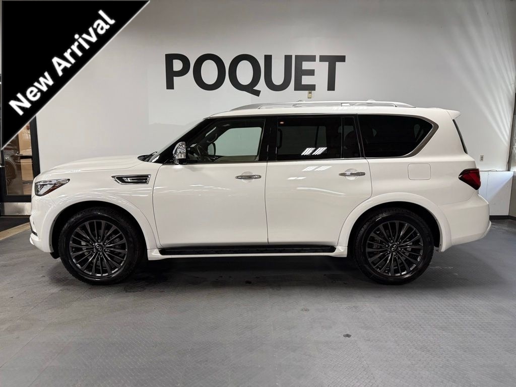 2023 INFINITI QX80 Sensory 4WD's photo