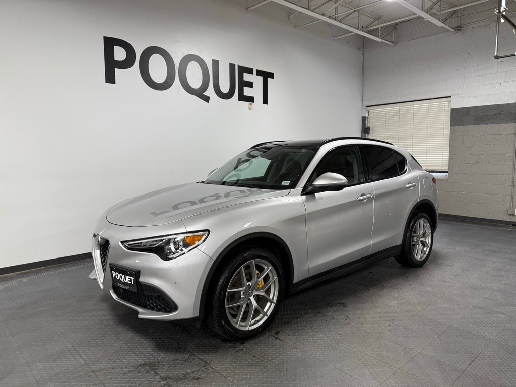 Used 2018 Alfa Romeo Stelvio Base SUV