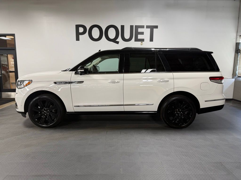 2024 Lincoln Navigator Black Label 4WD's photo
