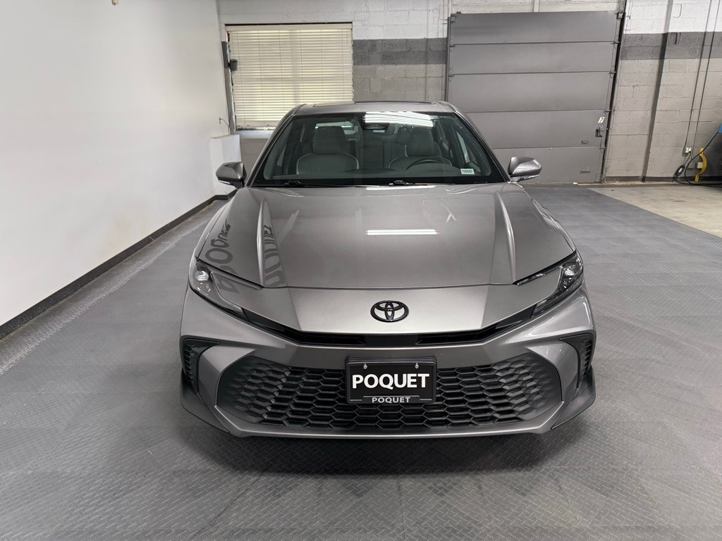 Used 2025 Toyota Camry Hybrid SE Sedan