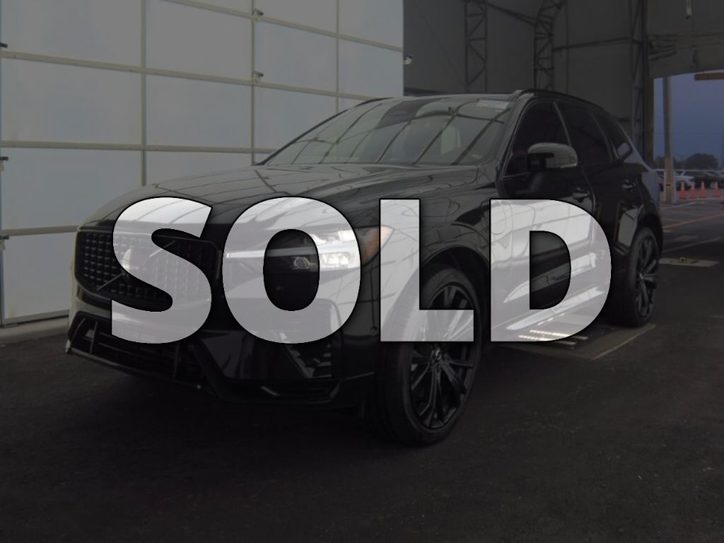 2024 Volvo XC60 Ultimate's photo