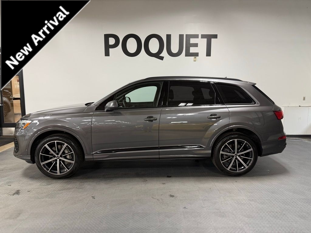 2025 Audi Q7 45 Premium Plus quattro Tiptronic's photo