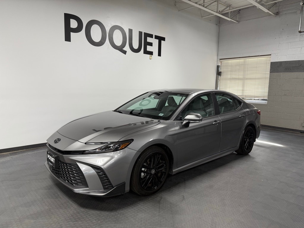 Used 2025 Toyota Camry Hybrid SE Sedan