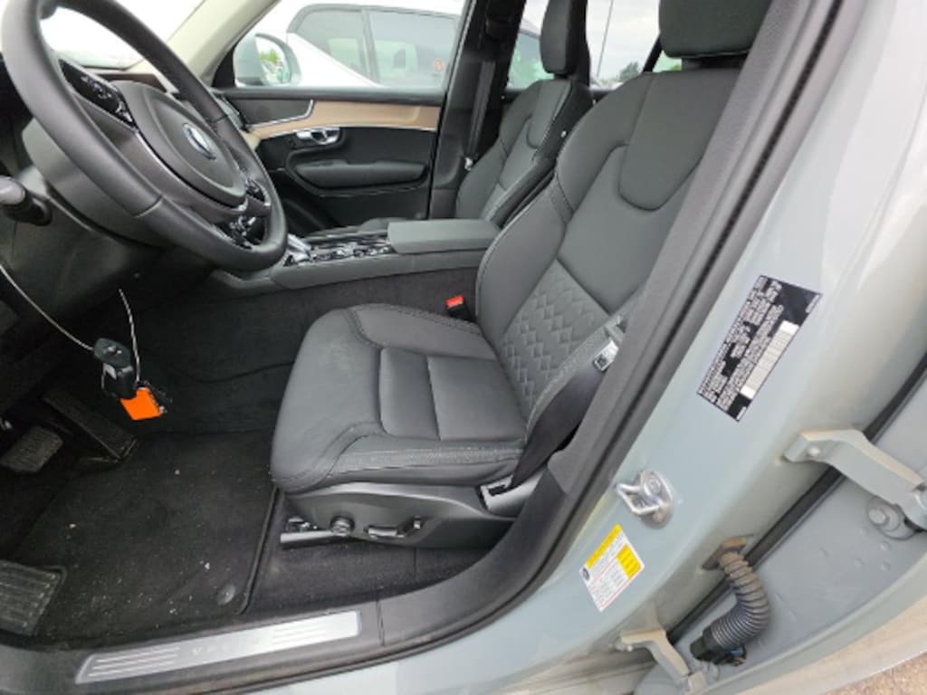 Used 2025 Volvo XC90 B6 Plus 7-Seater SUV