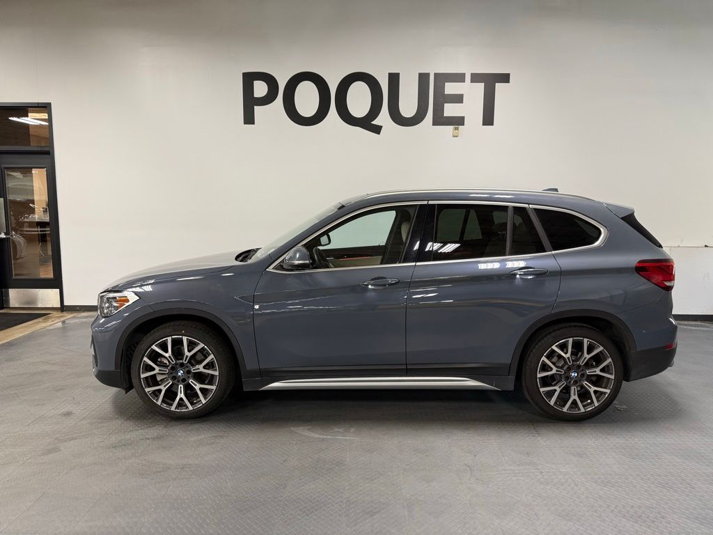 2021 BMW X1 xDrive28i's photo
