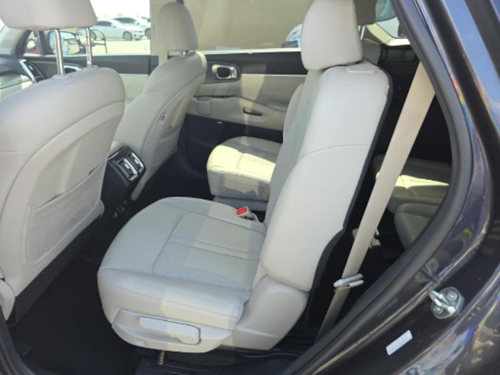 Used 2023 Kia Sorento Plug-In Hybrid SX Prestige SUV