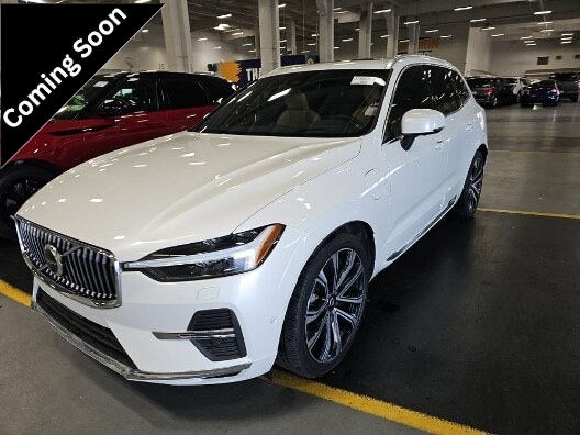 2023 Volvo XC60 T8 Ultimate Bright Theme AWD's photo