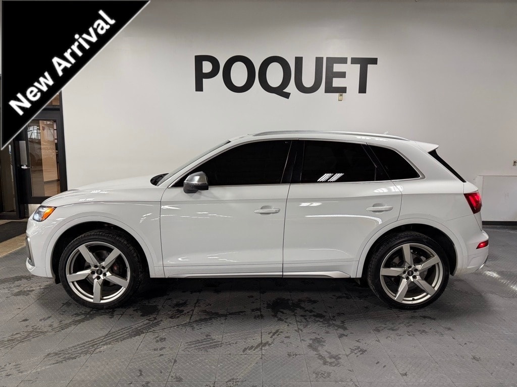 2022 Audi SQ5 Premium's photo