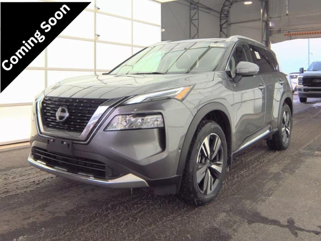 2023 Nissan Rogue Platinum's photo