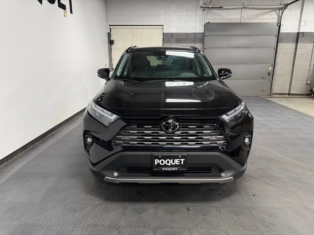 2022 Toyota RAV4 Limited photo 3