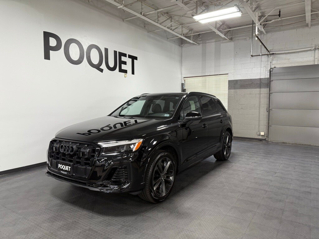 2025 Audi Q7 55 Premium Plus photo 2