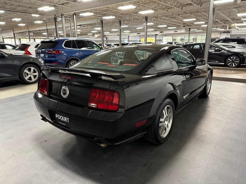 Used 2005 Ford Mustang GT Deluxe Coupe