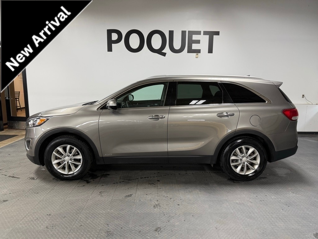 2018 Kia Sorento LX's photo