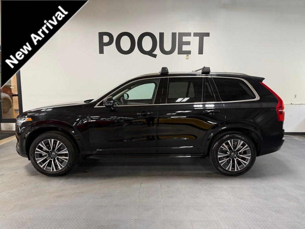 2022 Volvo XC90 T5 Momentum AWD's photo