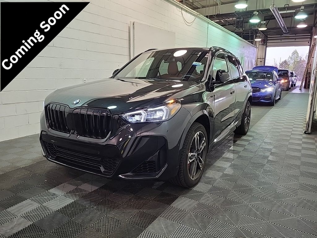 2025 BMW X1 28i