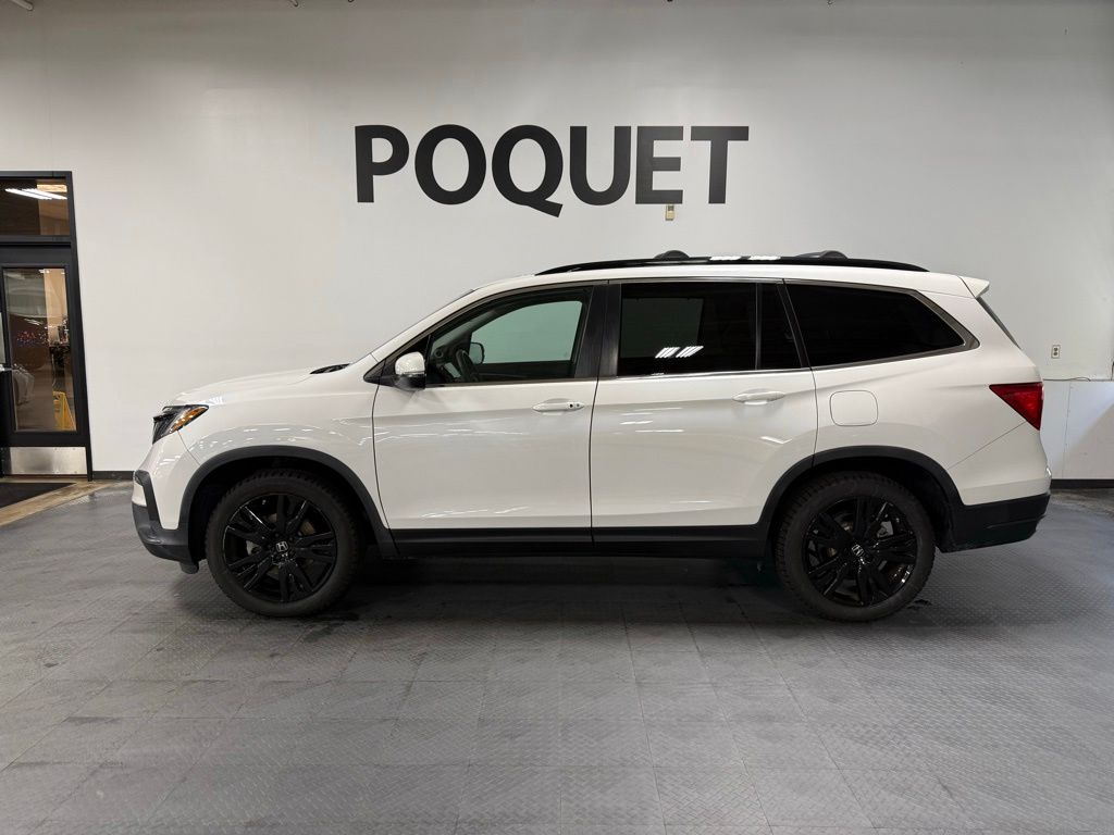 2022 Honda Pilot SE AWD's photo
