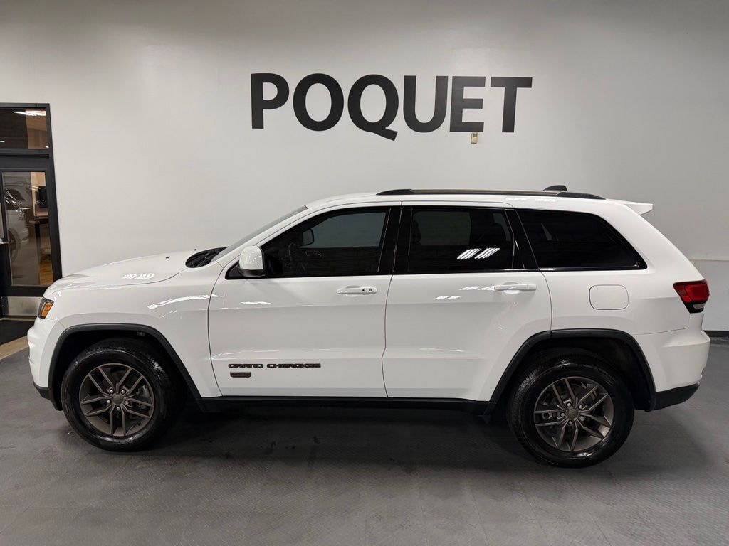 Used 2016 Jeep Grand Cherokee Laredo SUV