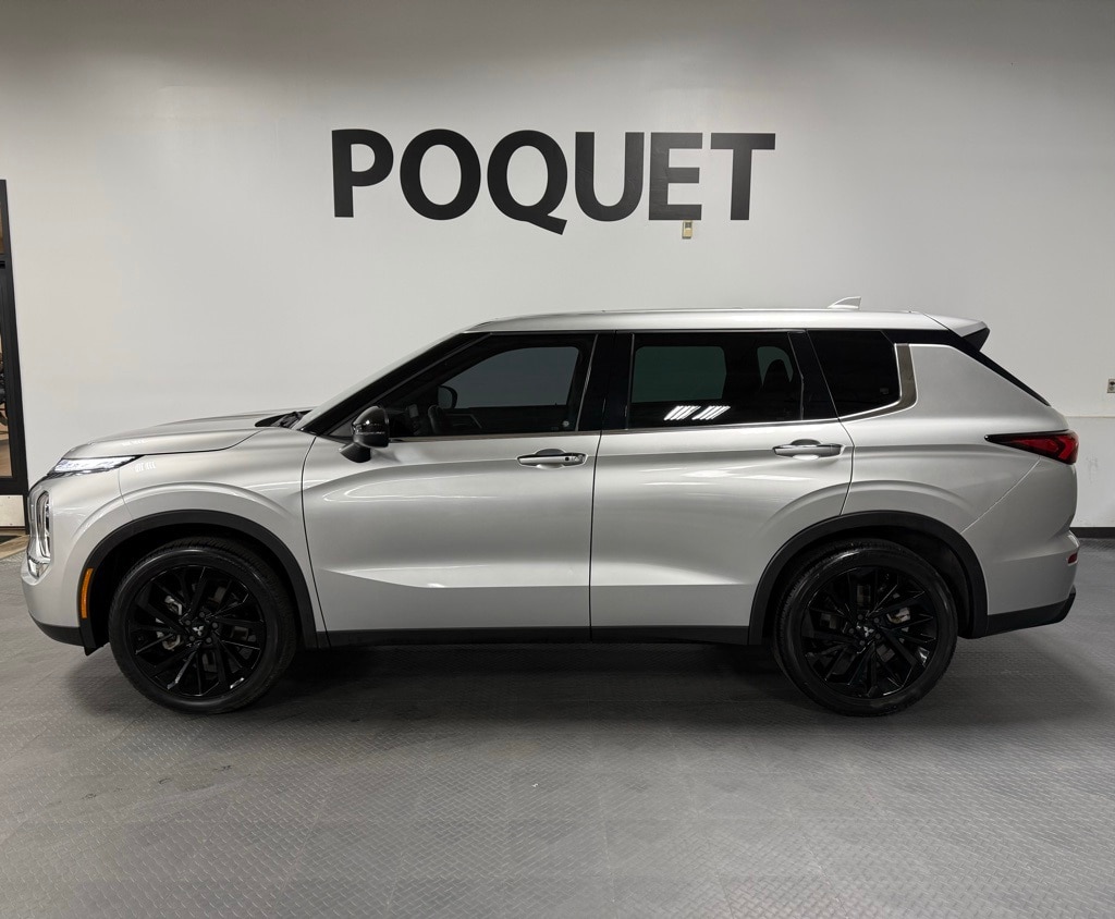 Used 2022 Mitsubishi Outlander Black Edition SUV