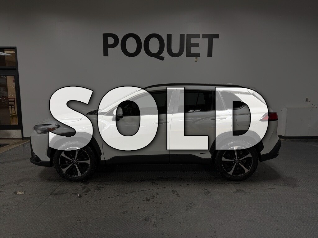 Used 2023 Toyota Corolla Cross Hybrid XSE SUV