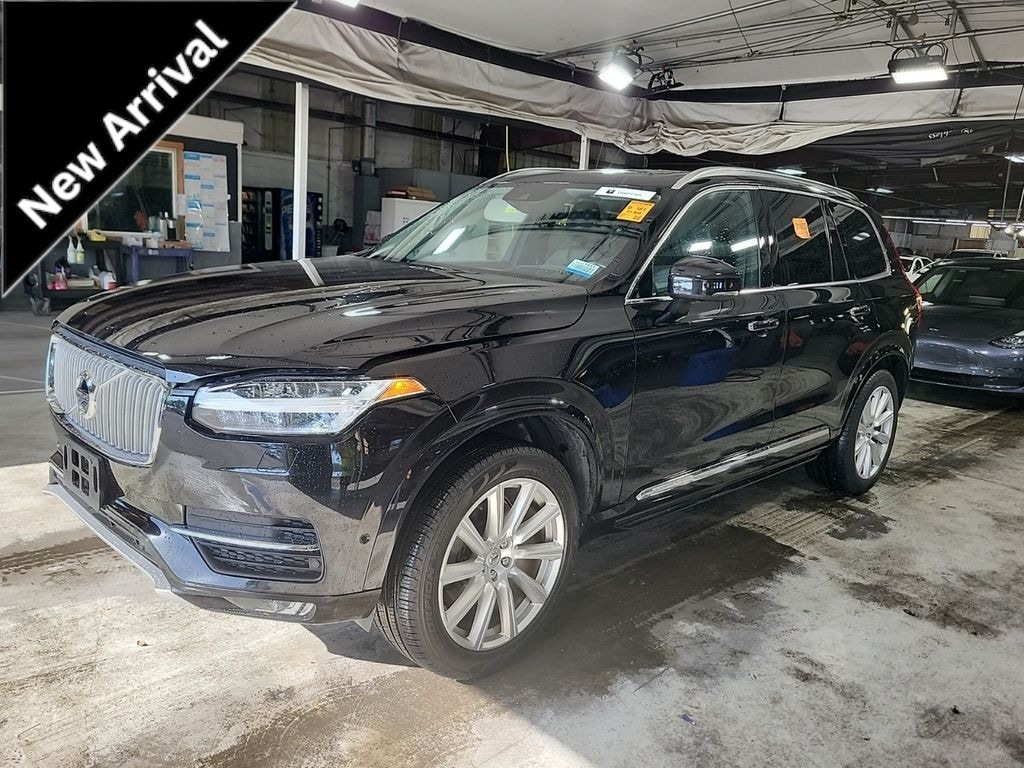2017 Volvo XC90 T6 AWD Inscription's photo