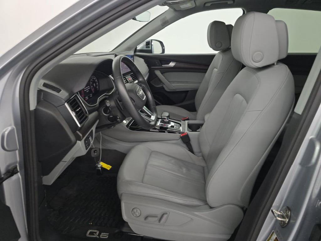 Used 2023 Audi Q5 40 Premium Plus SUV