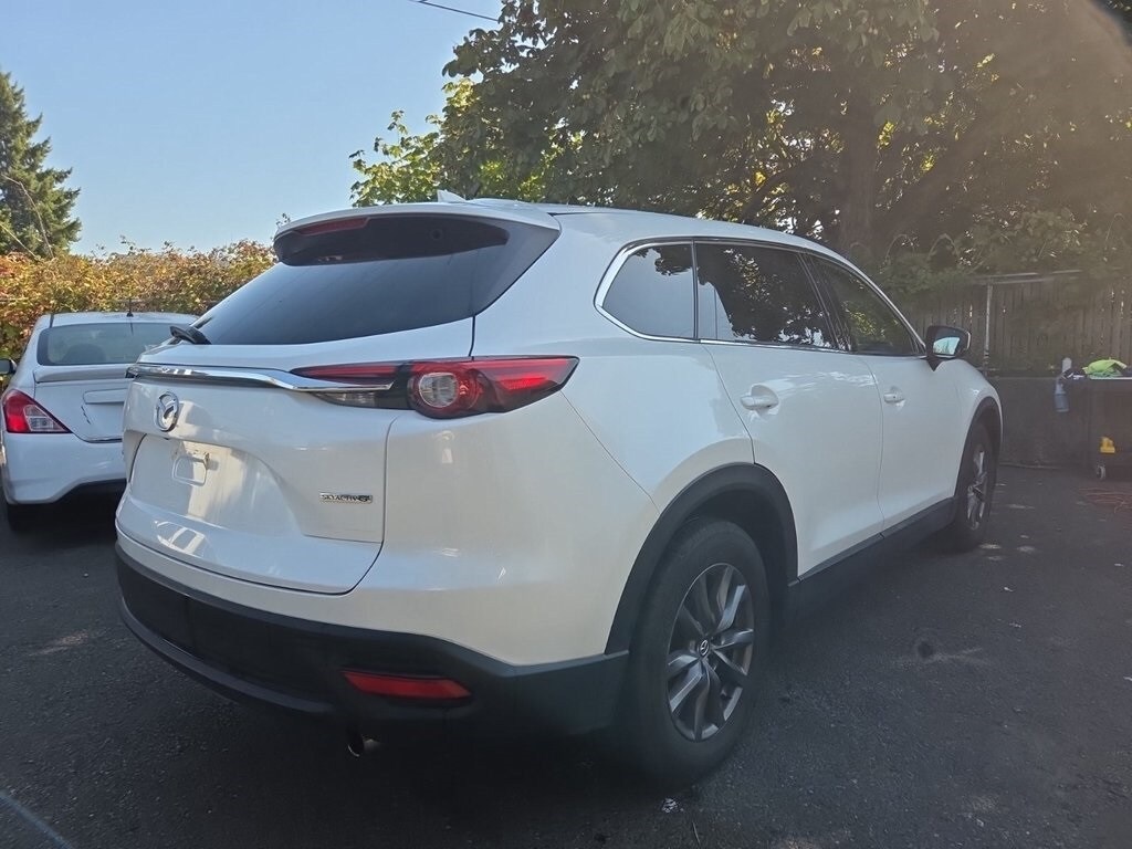 2023 Mazda CX-9 Touring photo 2