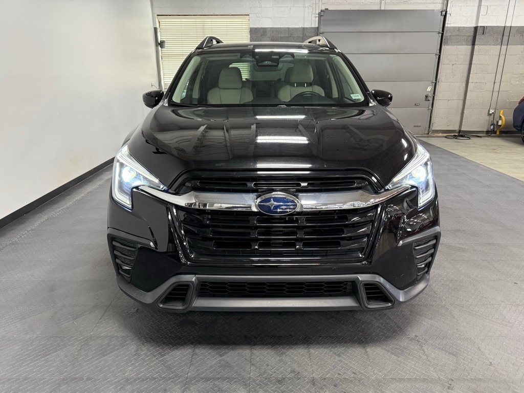 Used 2024 Subaru Ascent Limited SUV