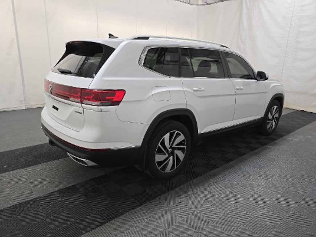 Used 2024 Volkswagen Atlas 2.0T SEL SUV