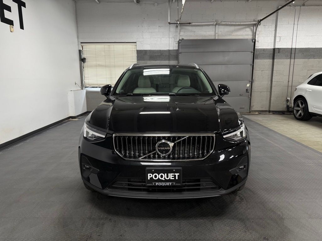 Used 2023 Volvo XC40 Ultimate SUV