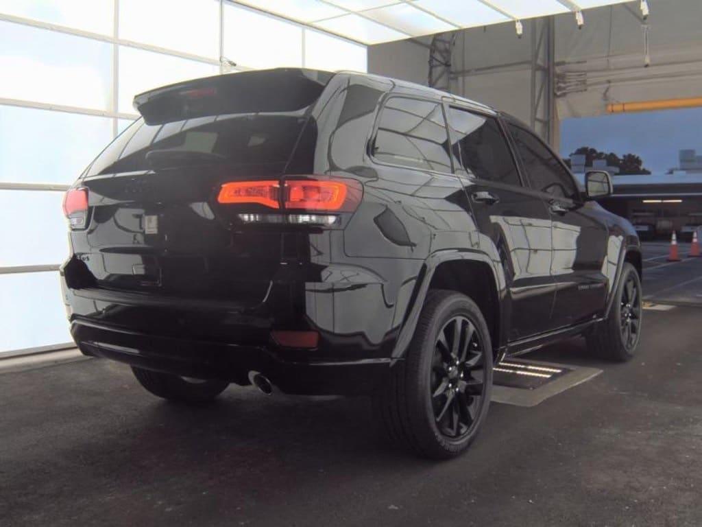 Used 2021 Jeep Grand Cherokee Laredo X SUV