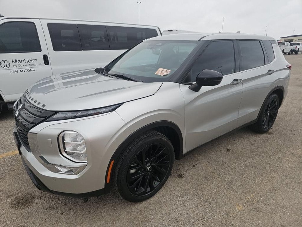 Used 2022 Mitsubishi Outlander Black Edition SUV