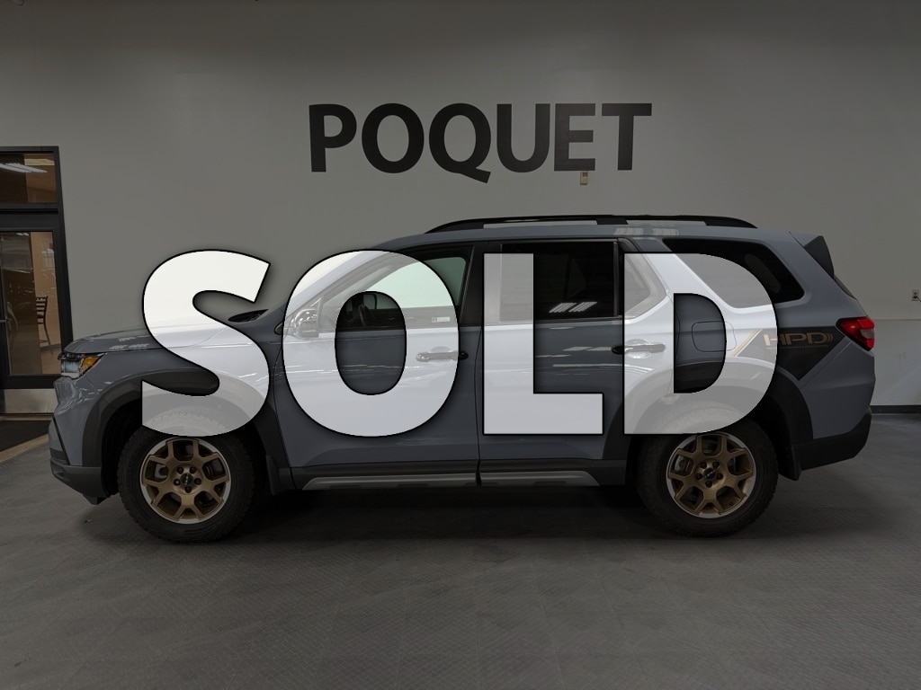 Used 2024 Honda Pilot TrailSport SUV