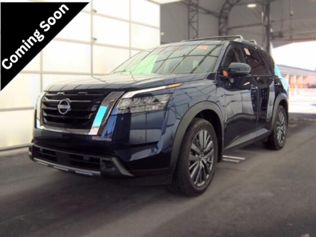 Used 2023 Nissan Pathfinder SL SUV