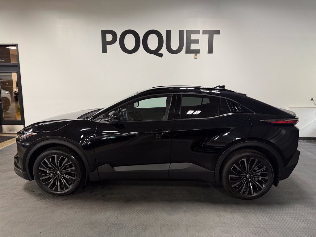Used 2026 Toyota C-HR XSE SUV