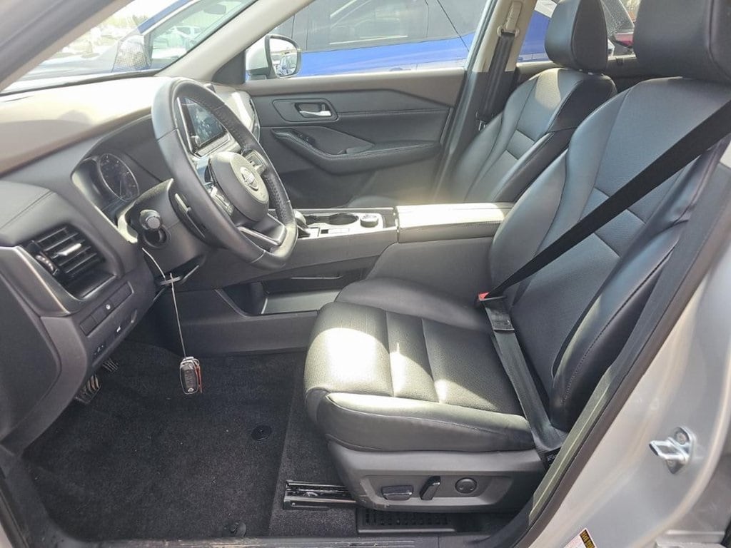 Used 2023 Nissan Rogue SV SUV