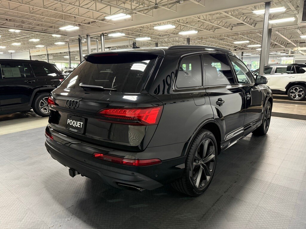 2025 Audi Q7 55 Premium Plus photo 4