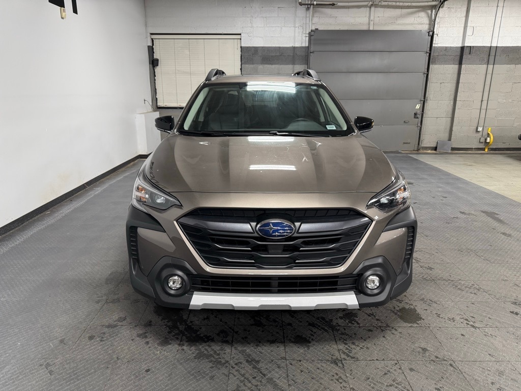 Used 2023 Subaru Outback Limited SUV