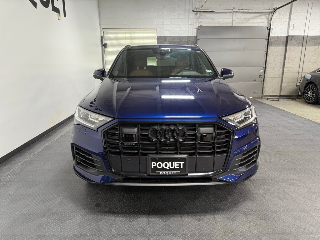 2022 Audi Q7 55 Premium Plus photo 3