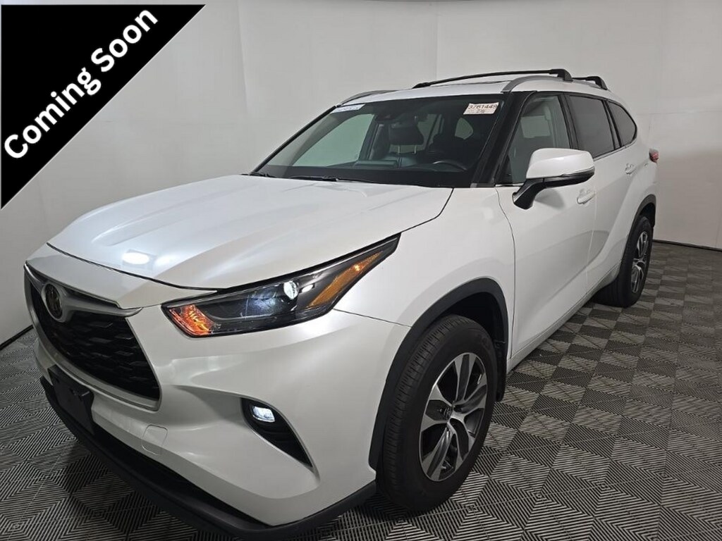 2023 Toyota Highlander XLE AWD's photo