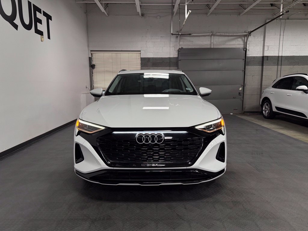 Used 2024 Audi Q8 e-tron Prestige SUV