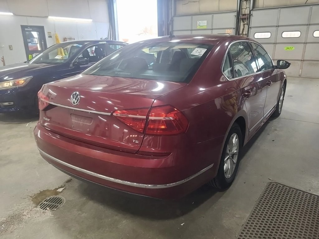 Used 2016 Volkswagen Passat 1.8T S Sedan