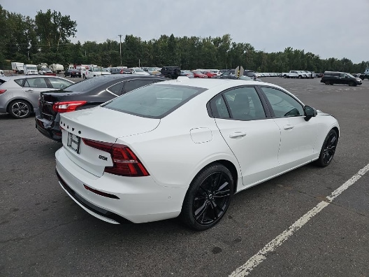 2024 Volvo S60 2