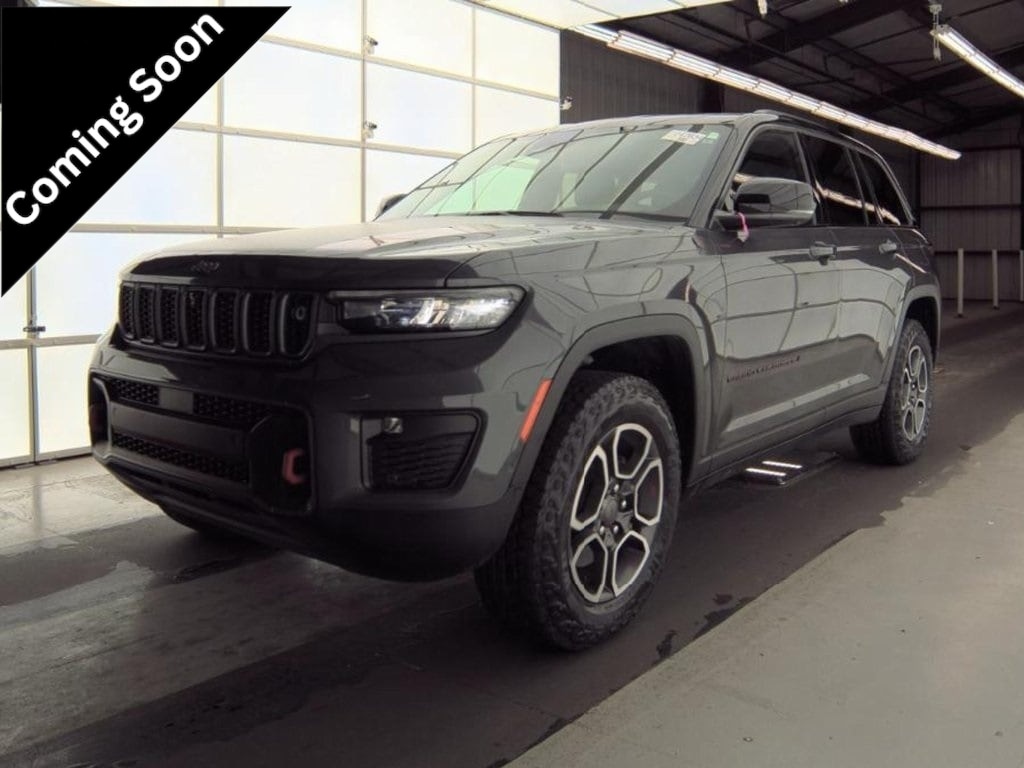 2022 Jeep Grand Cherokee Trailhawk's photo